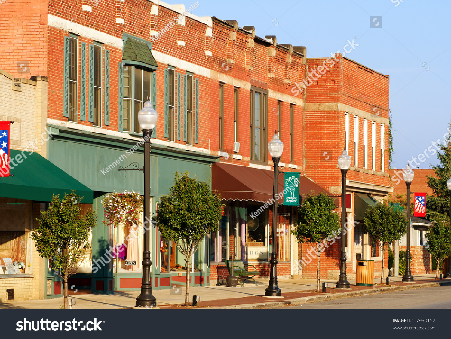 Shops And Businesses On The Main Street Of Bedford, Ohio Stock Photo ...