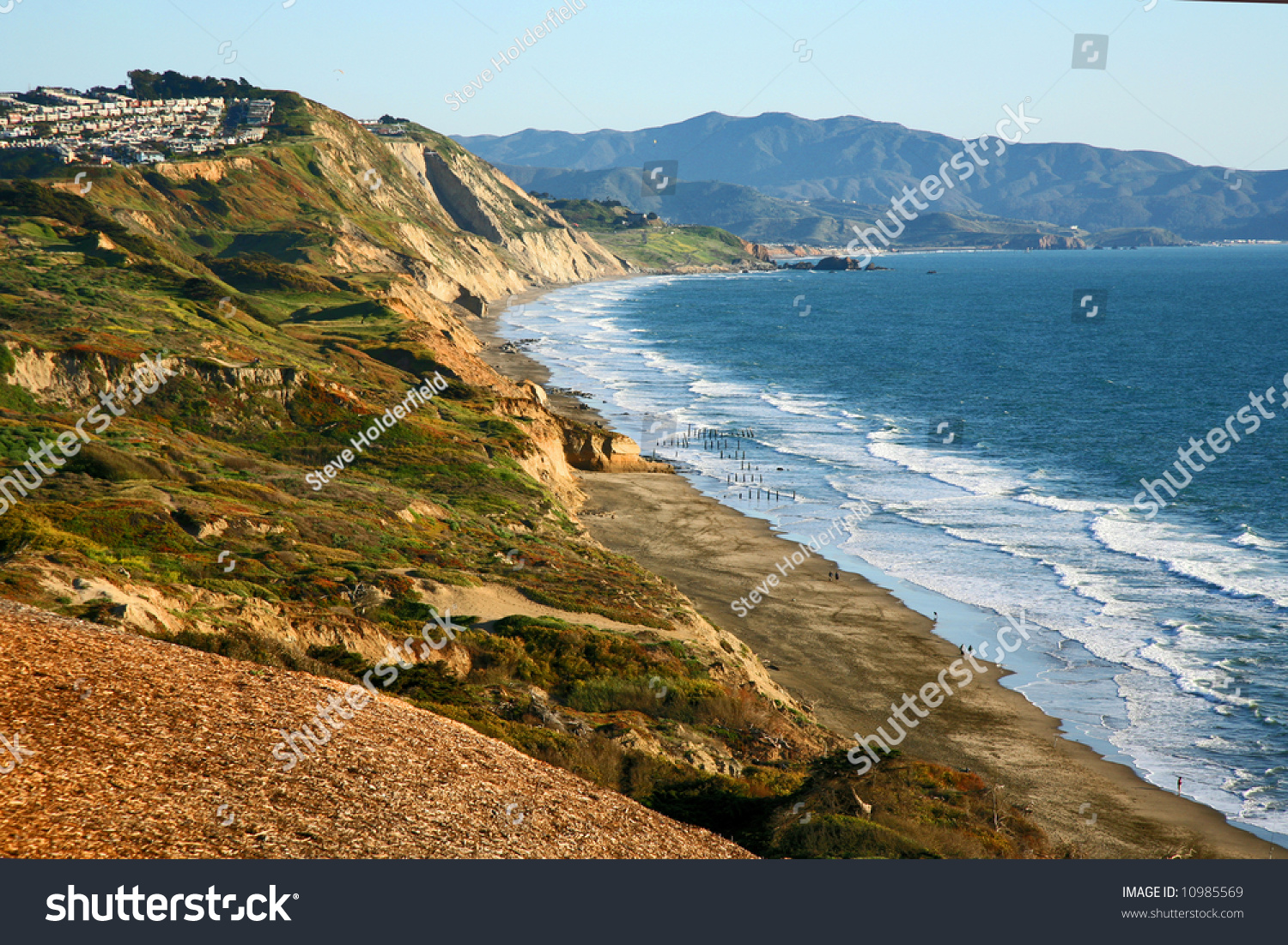 Shot Of The Northern California Cliffs Near Daly City In Northern ...