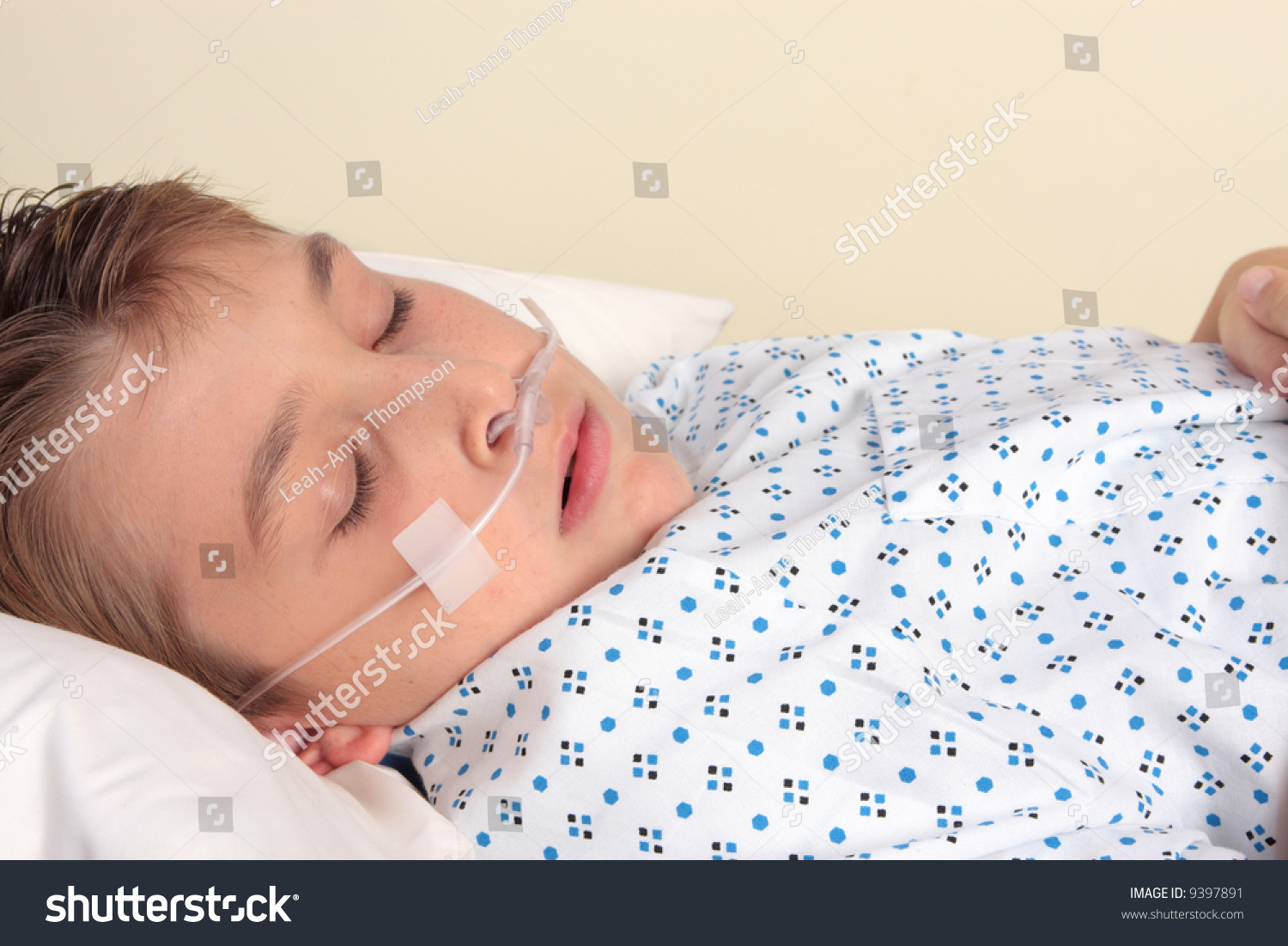 Sick Child Nasal Cannula Nasal Cannula Stock Photo Edit Now 9397891