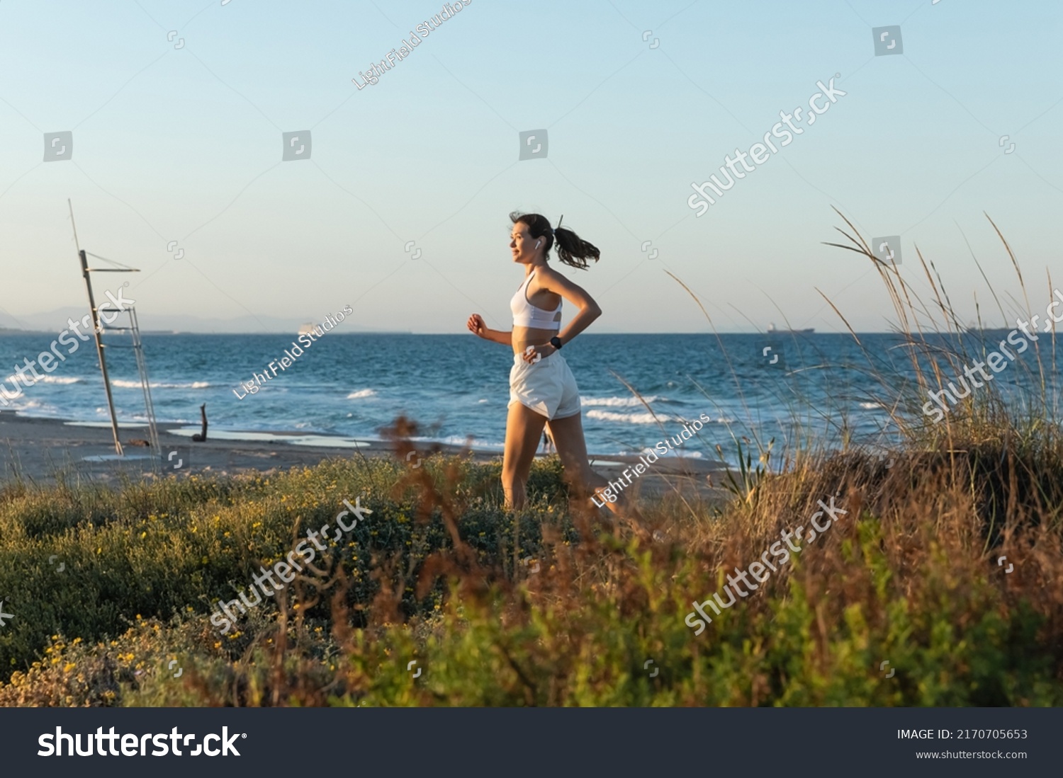 Side View Young Woman Sports Bra Stock Photo 2170705653 | Shutterstock