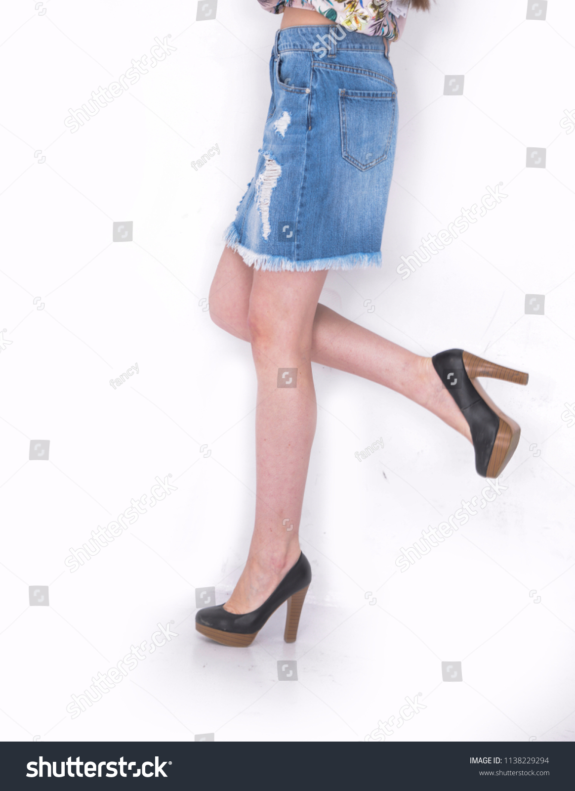 Side View Woman Legs Torn Skirt Stock Photo 1138229294 | Shutterstock