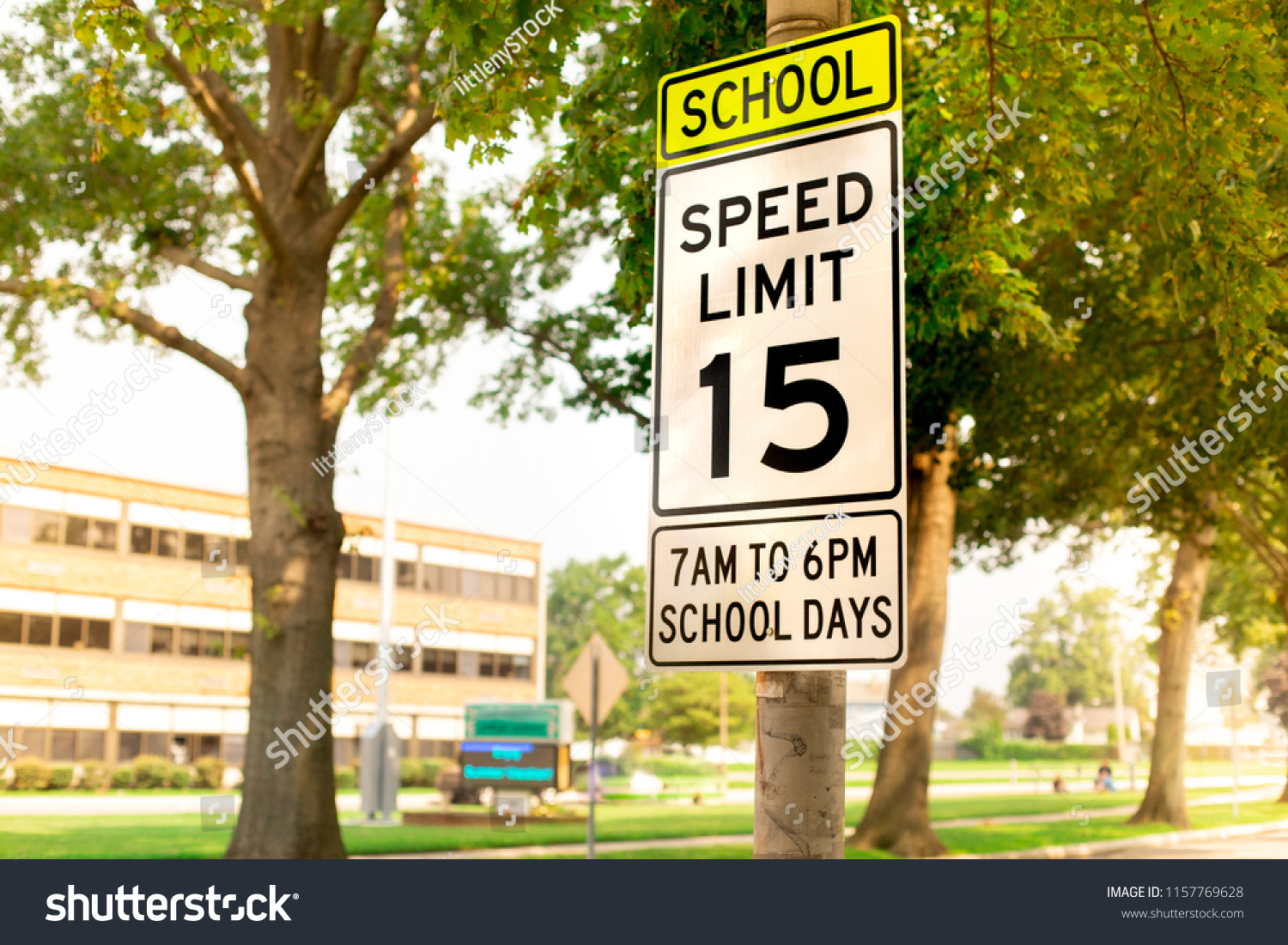 496 Speed limit signs 15 Images, Stock Photos & Vectors | Shutterstock