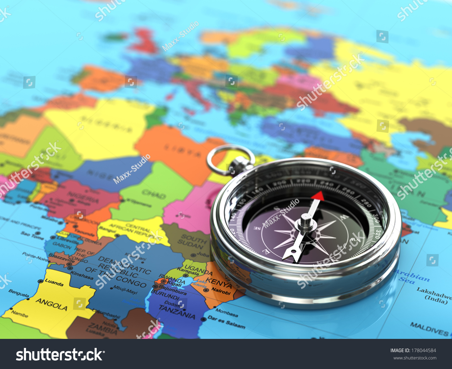 Silver Compass On World Map Background ภาพประกอบสต็อก 178044584 Shutterstock 7141