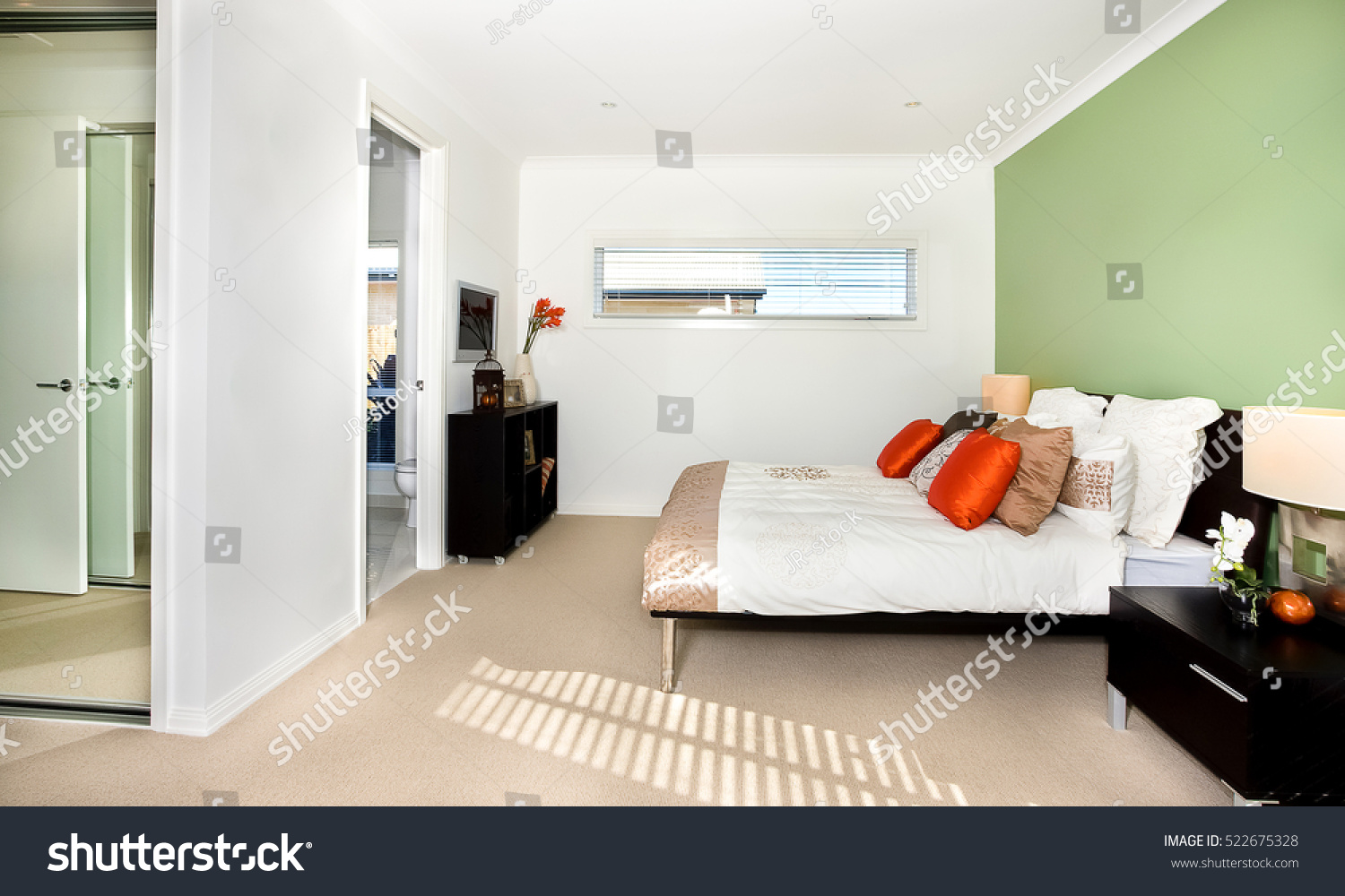 Simple Bedroom Design Belongs Luxury House Stockfoto Jetzt ...