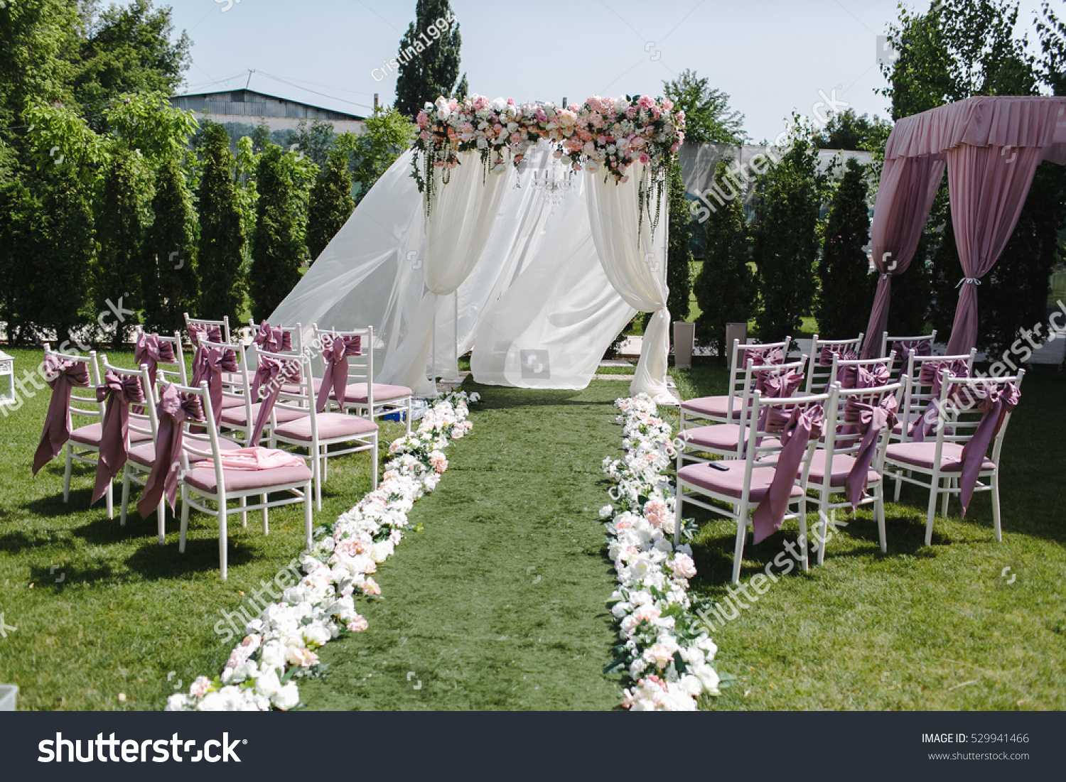 Simple Decor Wedding Many Pink White Stock Photo Edit Now 529941466