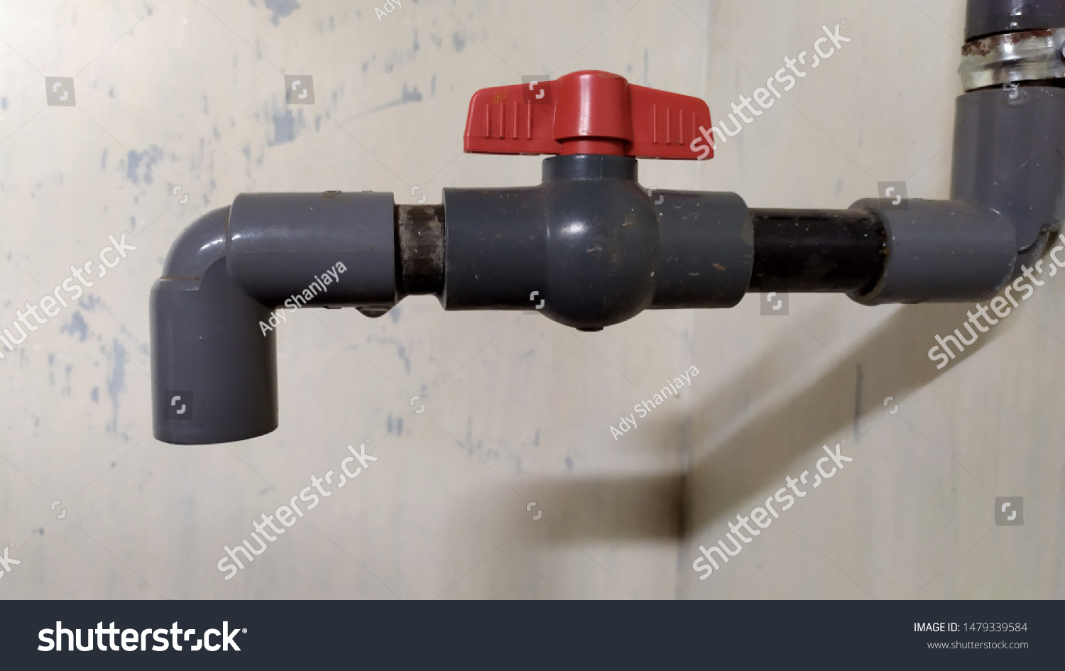 simple water tap