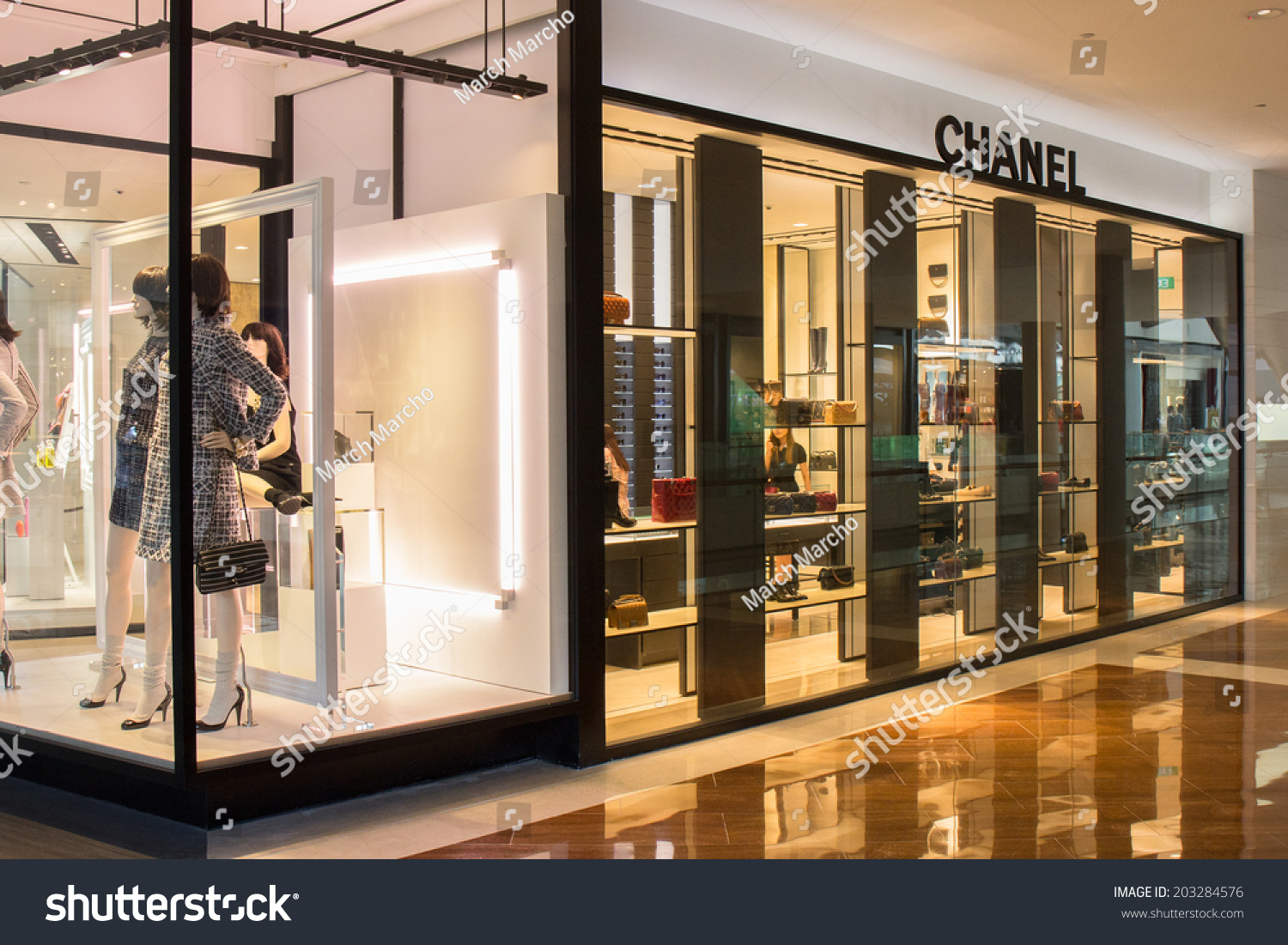 Singapore - June 19: Chanel Store In Marina Bay Sands Shopping Mall ...