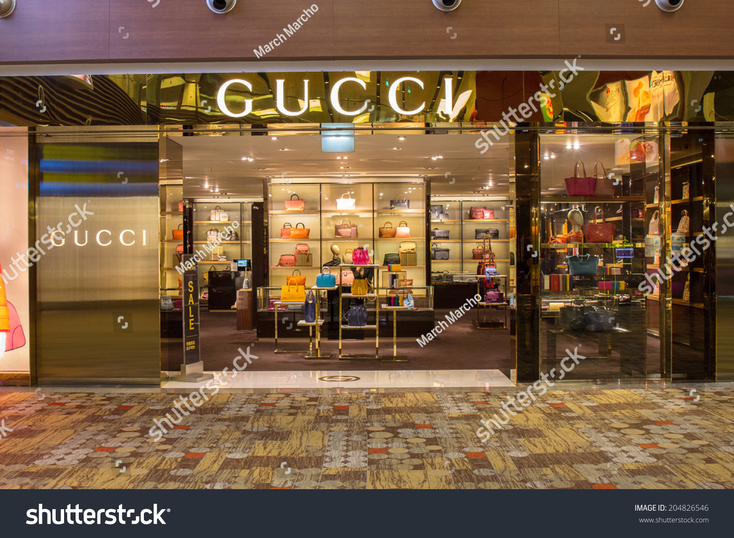 Singapore June 20 Gucci Store Changi Stock Photo 204826546 - Shutterstock