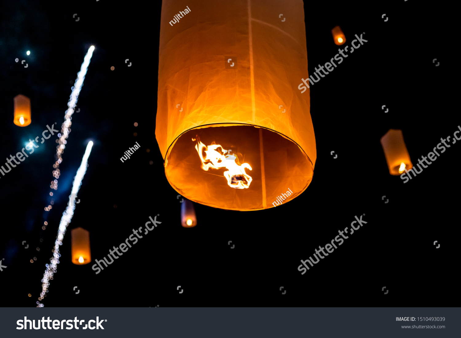 small sky lanterns