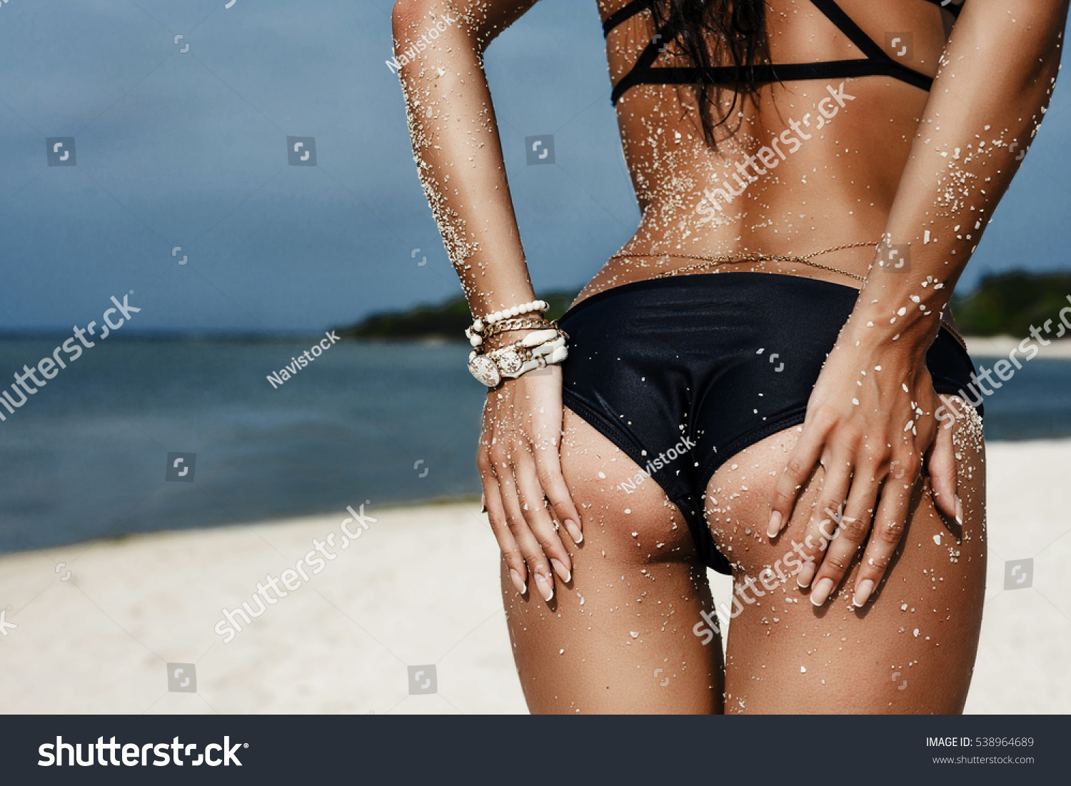 Hot Sexy Wet Bikini Ass