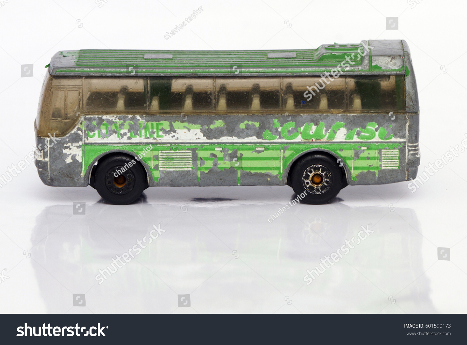 small toy bus