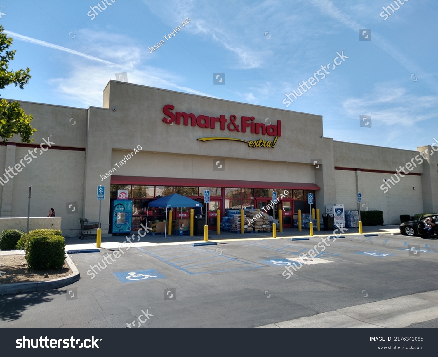 Smart Final Extra Bakersfield Ca July Stock Photo 2176341085 | Shutterstock