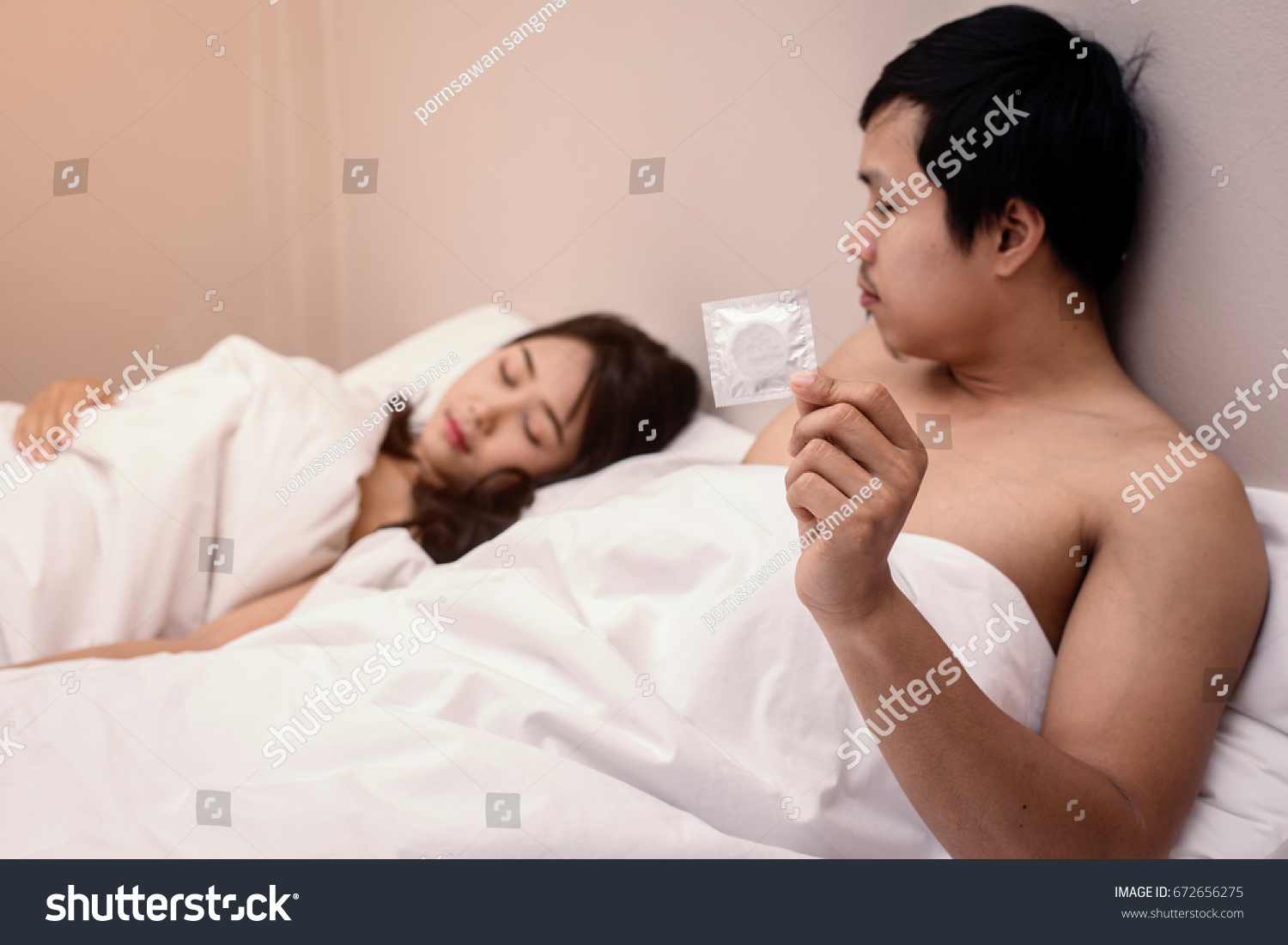 Spát asijský sex