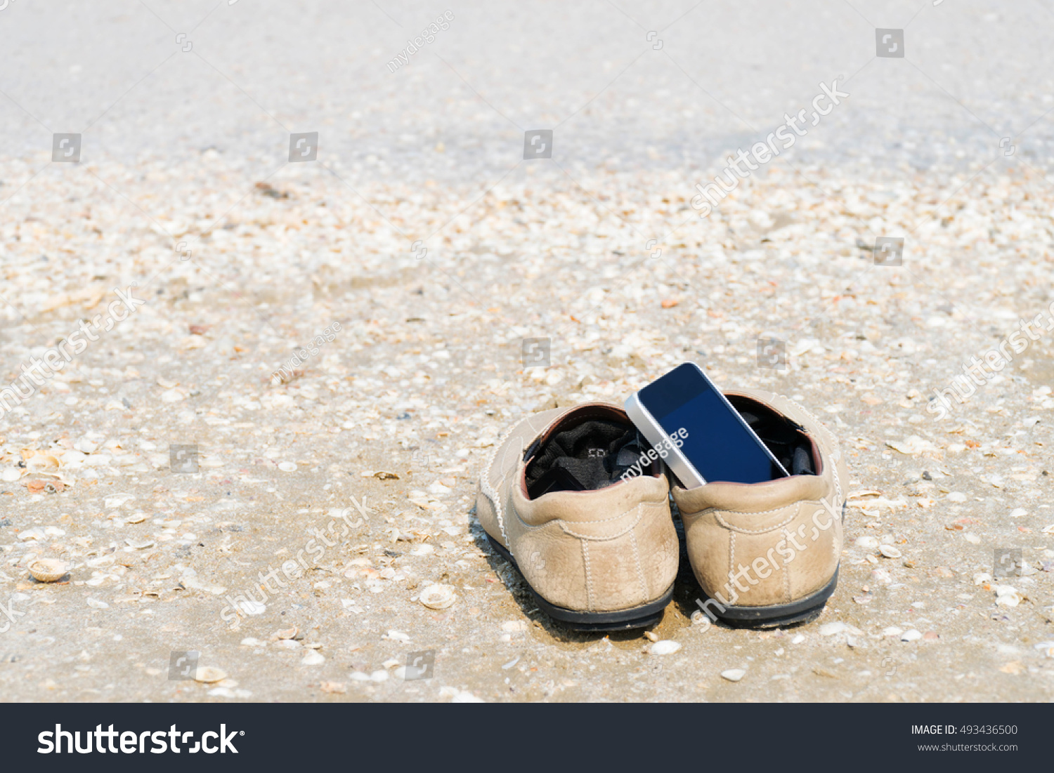 smart beach shoes