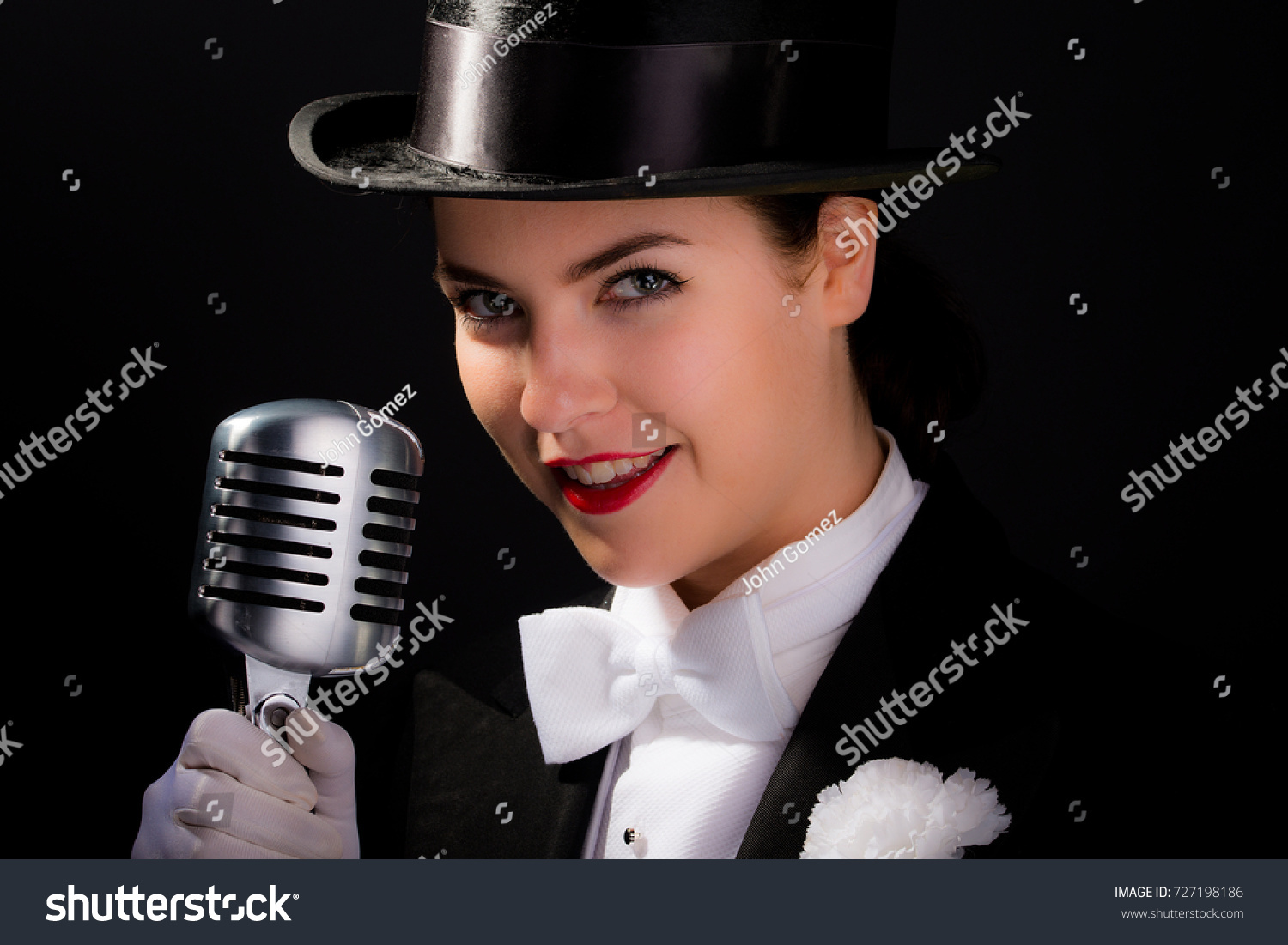 2,241 Cabaret singers Images, Stock Photos & Vectors | Shutterstock