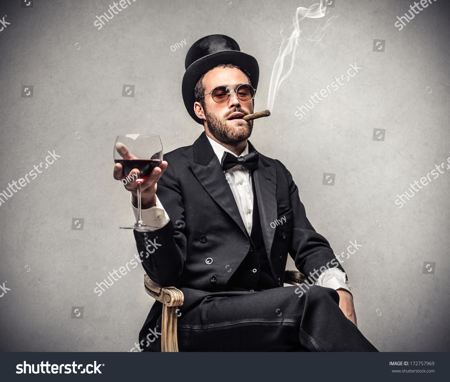 Smoking Elegant Man Stock Photo 172757969 : Shutterstock