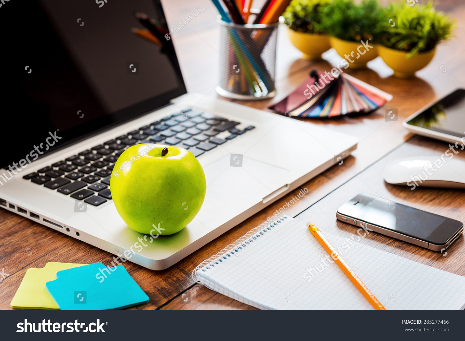 14,561 Office healthy snacks Images, Stock Photos & Vectors | Shutterstock