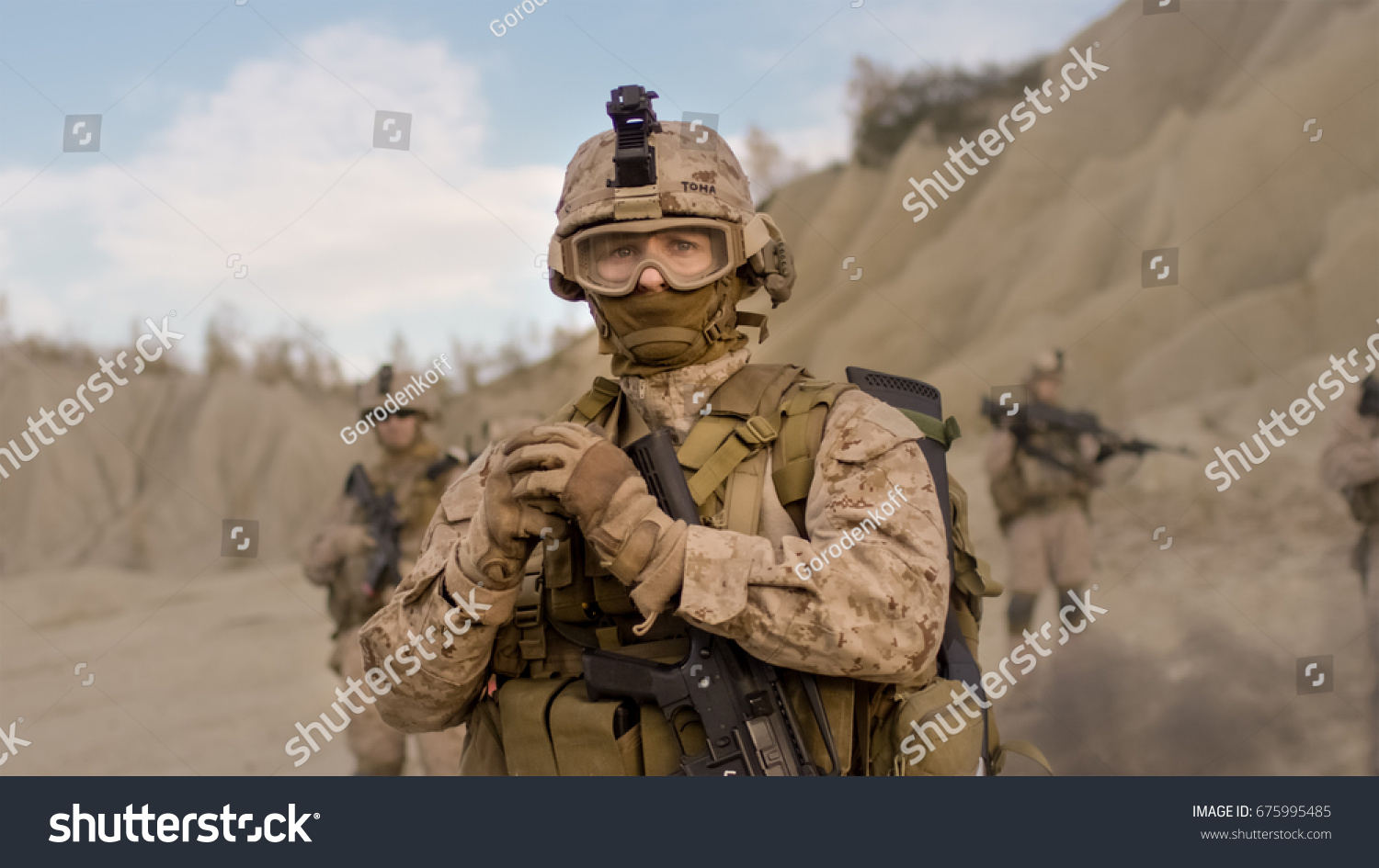 Soldier Preparing Grenade Throwing During Combat Stock Photo 675995485 ...