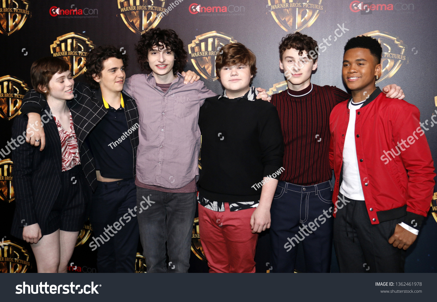 Sophia Lillis Finn Wolfhard Jeremy Ray Stock Photo (Edit Now) 1362461978