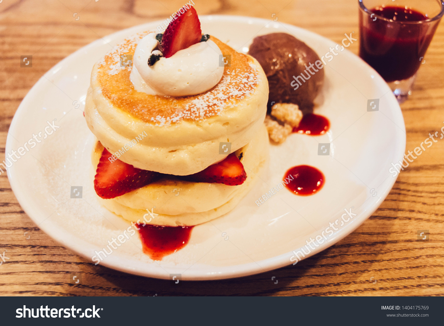 Souffle Pancake Strawberry Stock Photo 20   Shutterstock