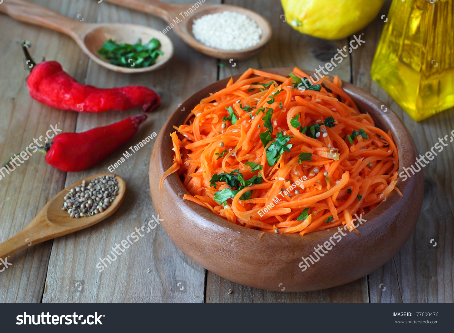 Spicy Koreanstyle Carrot Salad Koryosaram Cuisine Stock Photo 177600476 ...