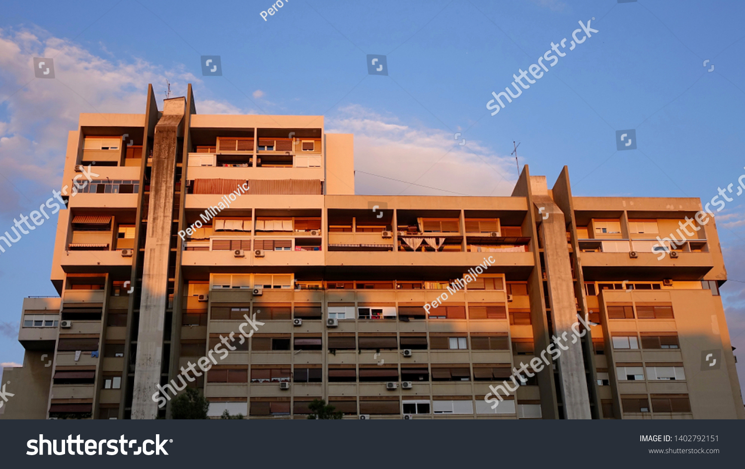 160 Concrete utopia Stock Photos, Images & Photography | Shutterstock