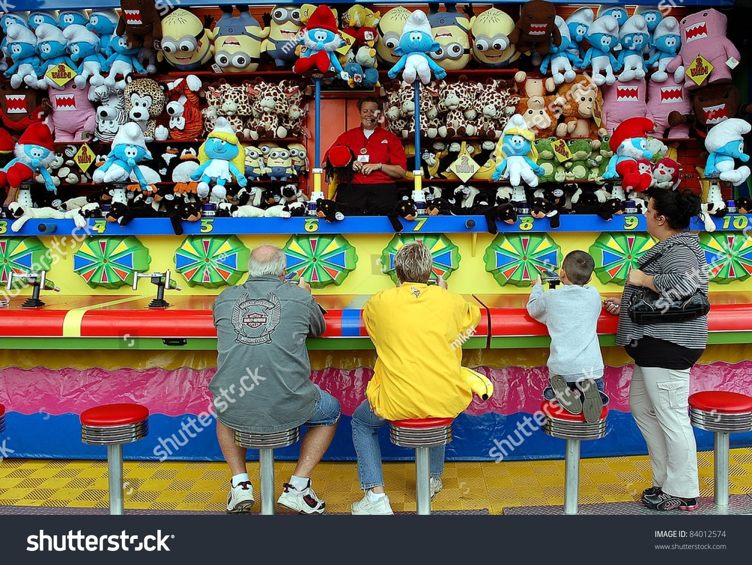 St. Paul - September 4: Fair Goers Try Their Luck At Arcade Games At ...