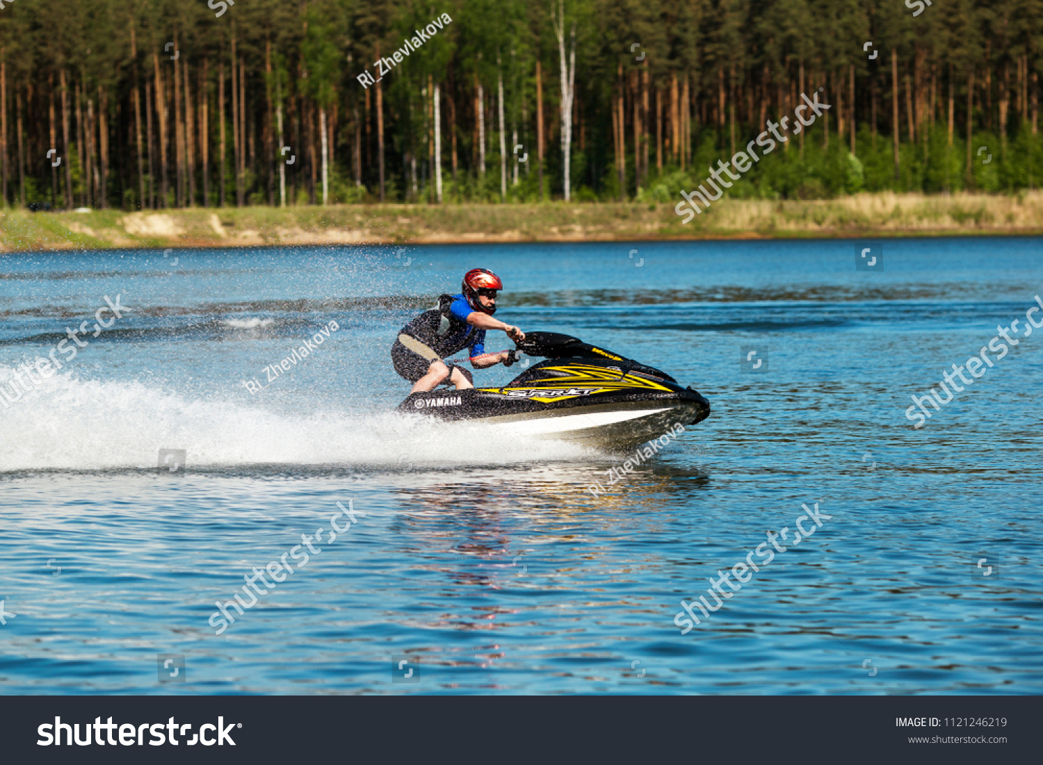 We are going to rest on the Blue Lakes of the Leningrad Region We are going to rest on the Blue Lakes of the Leningrad Region