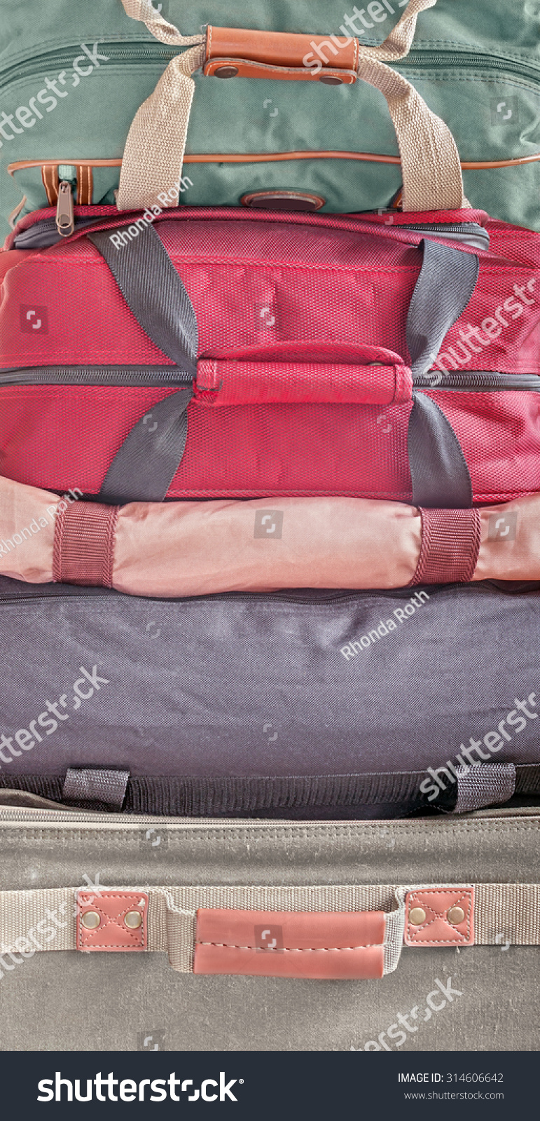 14+ Duffle Bag Front View PNG Yellowimages - Free PSD ...