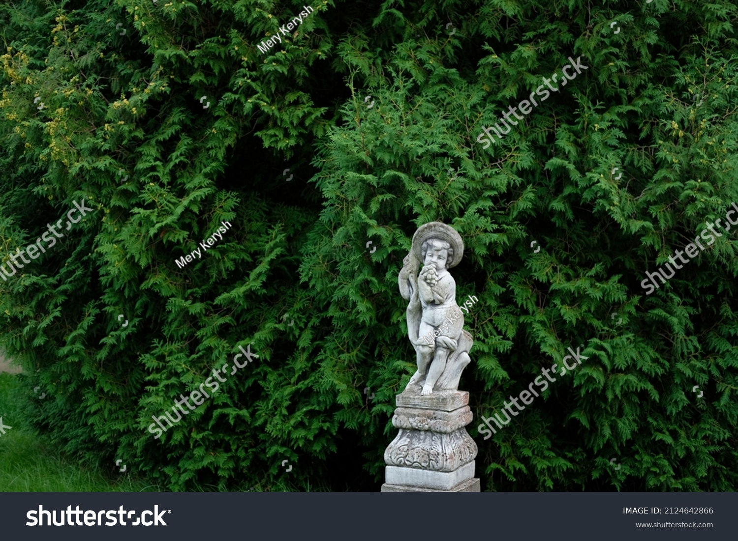 Statue Boy Grapes Garden Stock Photo 2124642866 