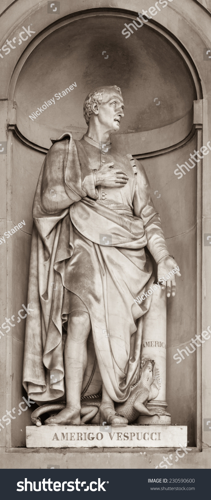 Statue Amerigo Vespucci Niches Uffizi Gallery Stock Photo (Edit Now ...