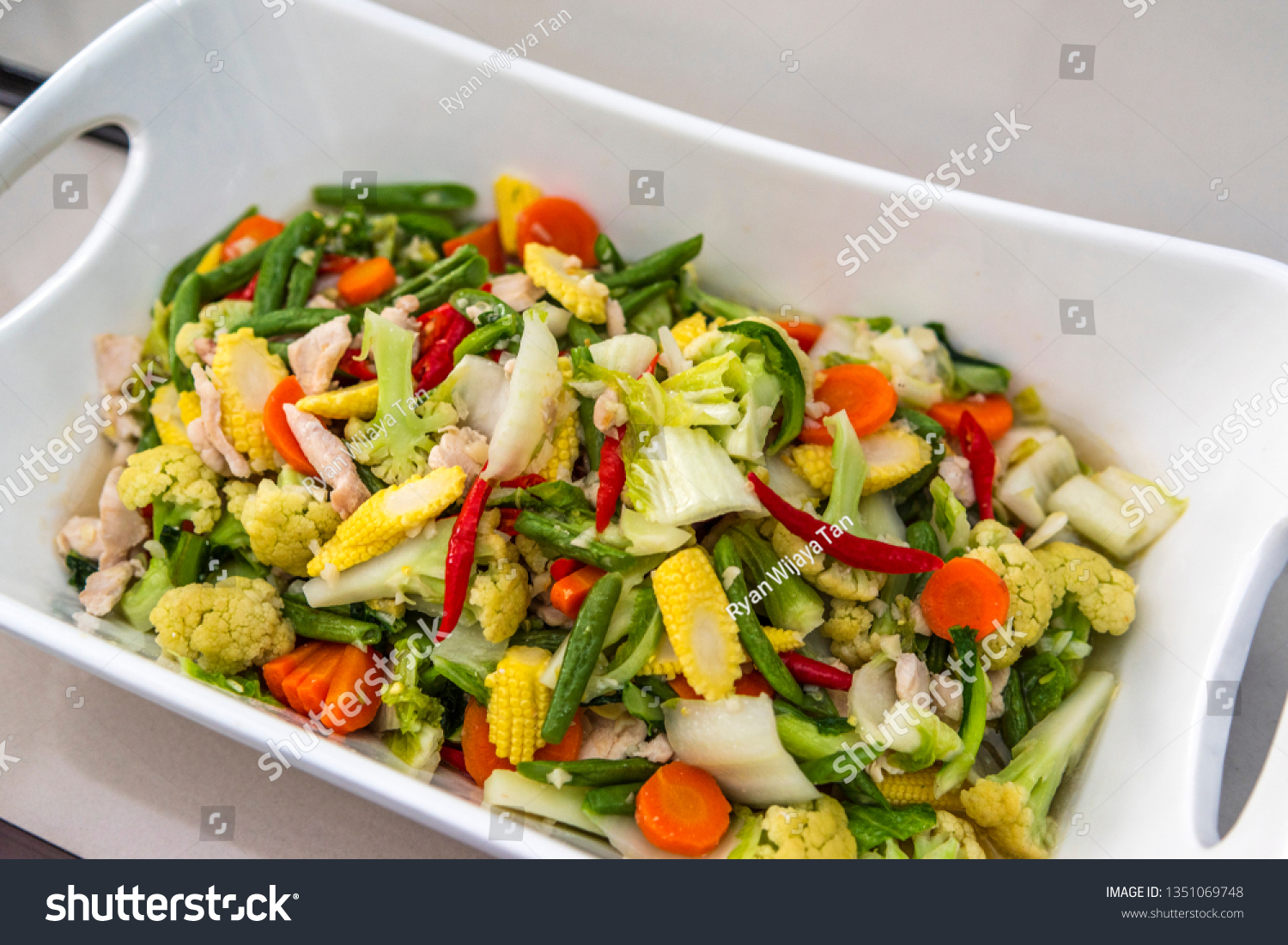 Stir Fry Mixed Vegetables Sayur Cap Stock Photo Edit Now 1351069748