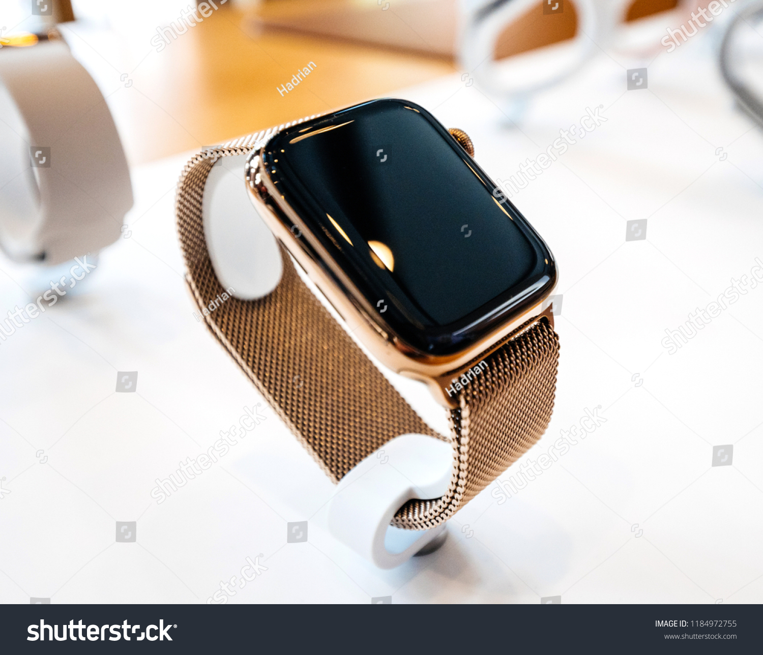 apple watch dorado