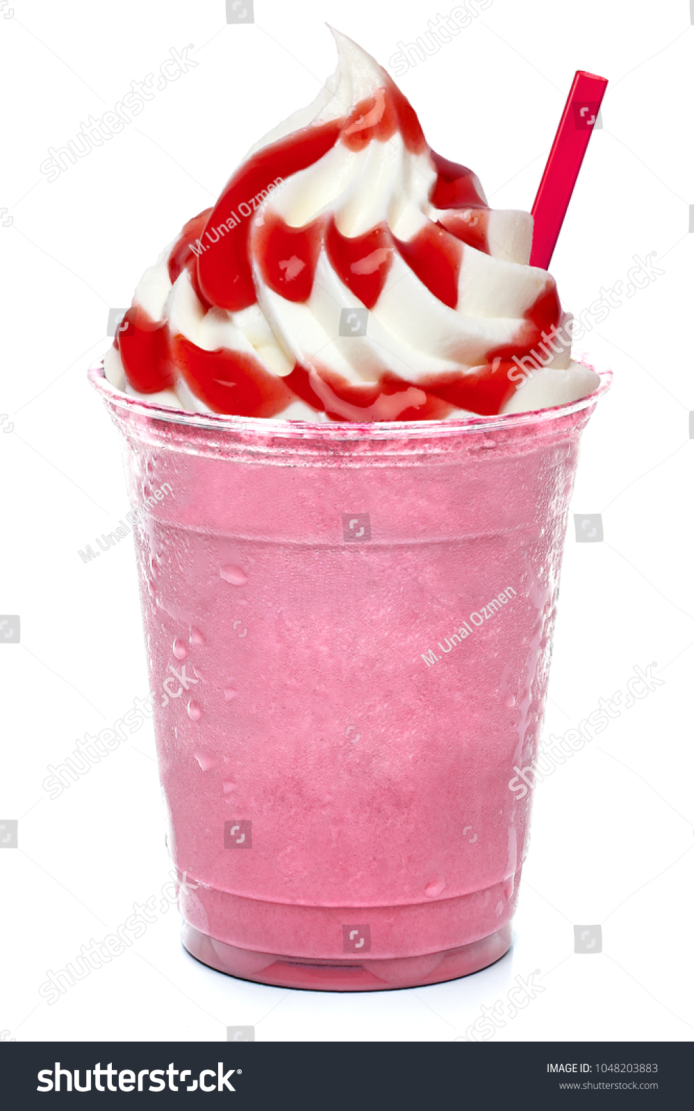 666 Strawberry milkshake take away Images, Stock Photos & Vectors ...