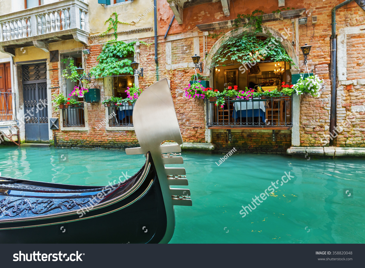 Venice italy flowers Images, Stock Photos & Vectors | Shutterstock