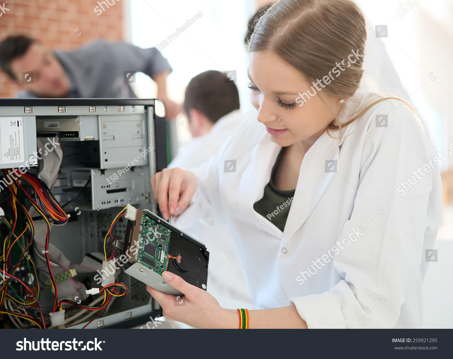 29,074 Computer science girls Images, Stock Photos & Vectors | Shutterstock