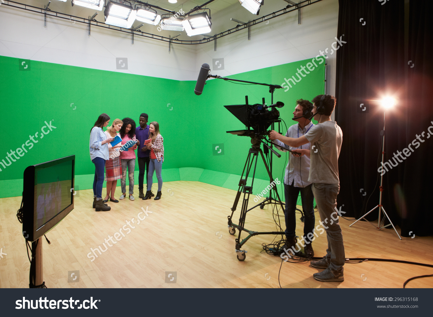 1,241 Race green screen Images, Stock Photos & Vectors | Shutterstock