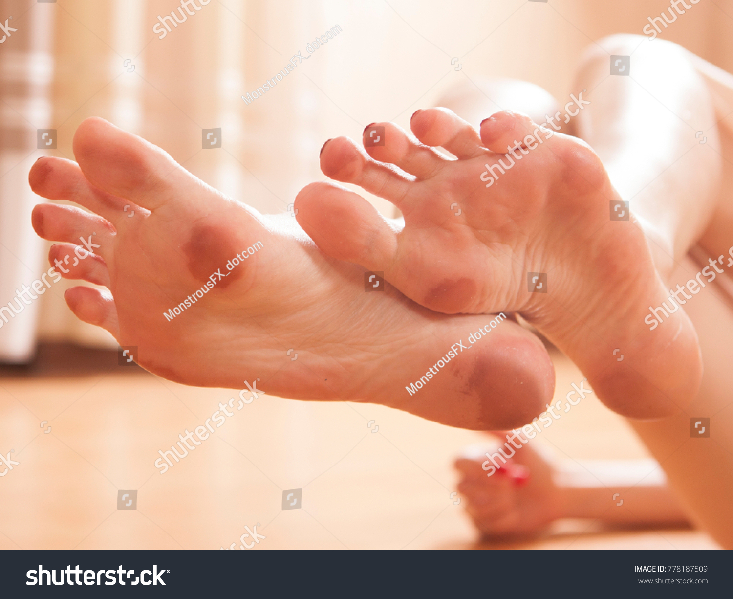 Sexy feet soles