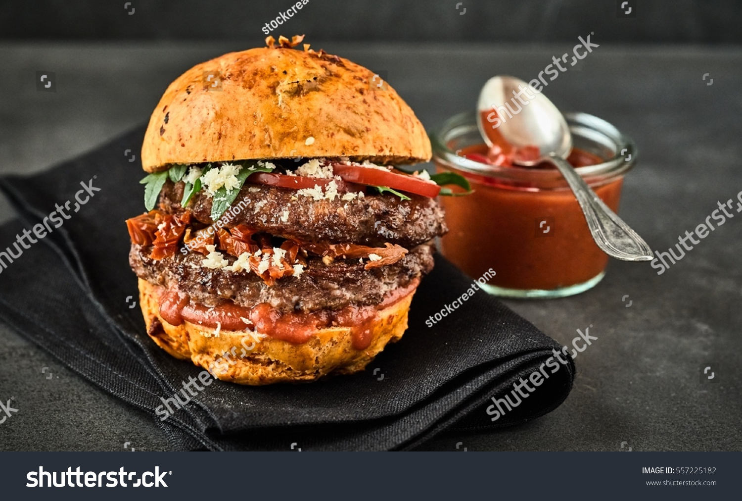 1,104 Burger relish Images, Stock Photos & Vectors | Shutterstock