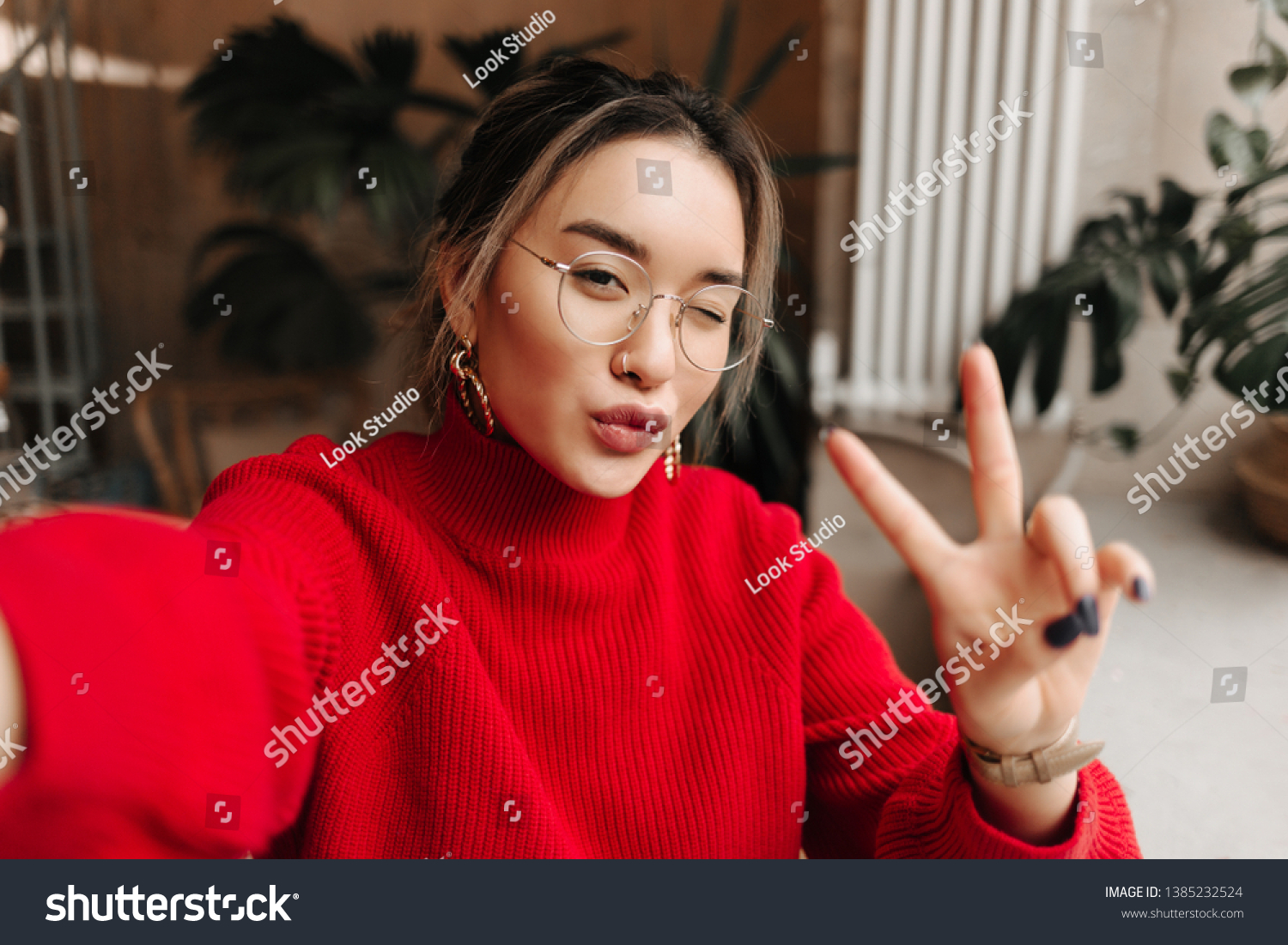  Skin selfie Images, Stock Photos & Vectors | Shutterstock