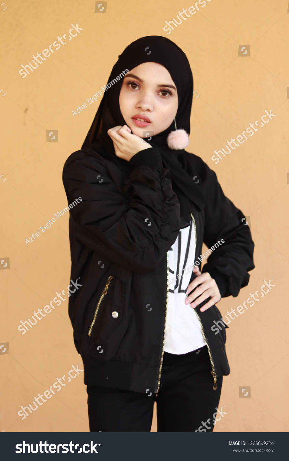 Stylish Cute Girl Hijab Street Fashion Stock Photo Edit Now Stylish Cute Girl Hijab Street Fashion Stock Photo Edit Now
