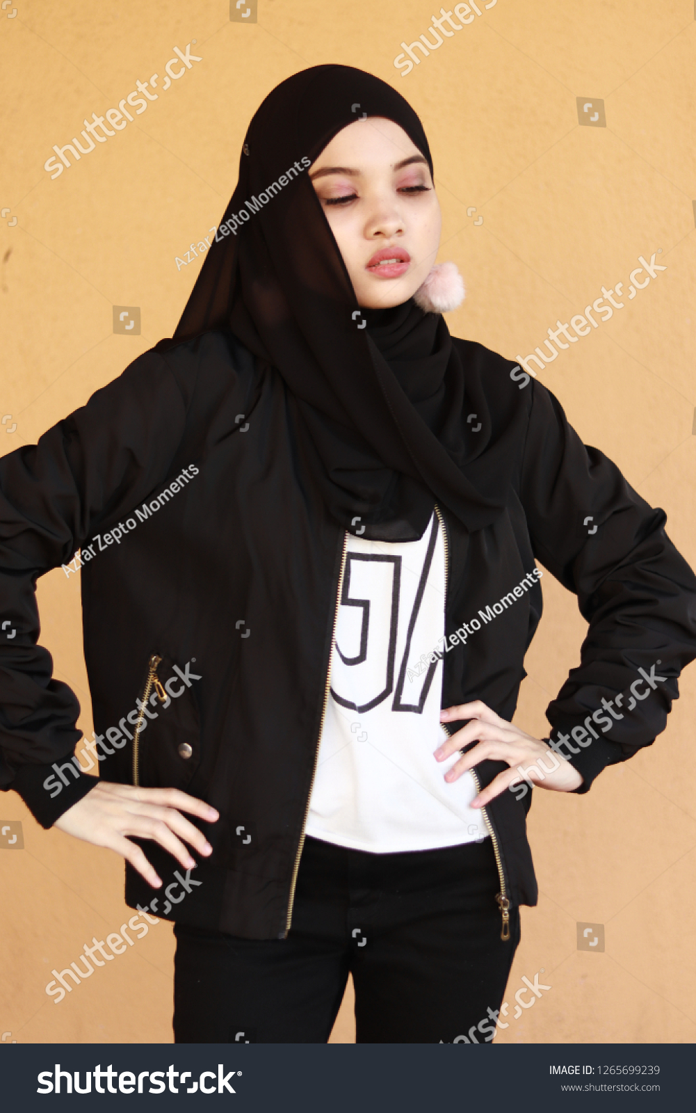 Stylish Cute Girl Hijab Street Fashion Stock Photo Edit Now Stylish Cute Girl Hijab Street Fashion Stock Photo Edit Now