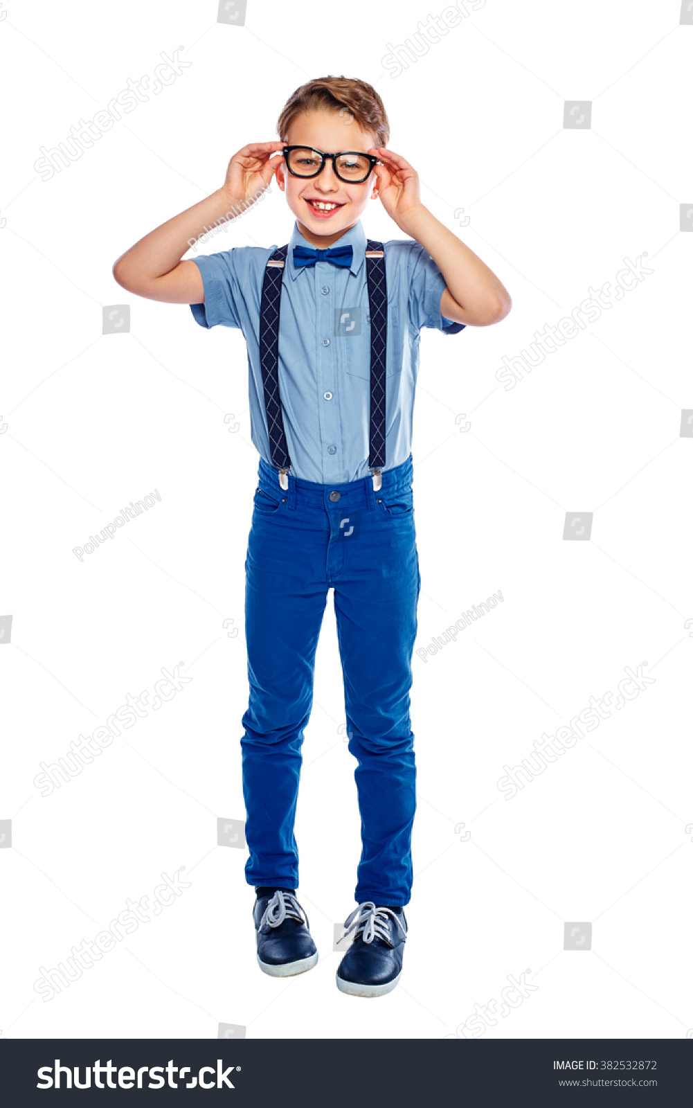 Looks - Small boy stylish video Look - Small boy stylish video