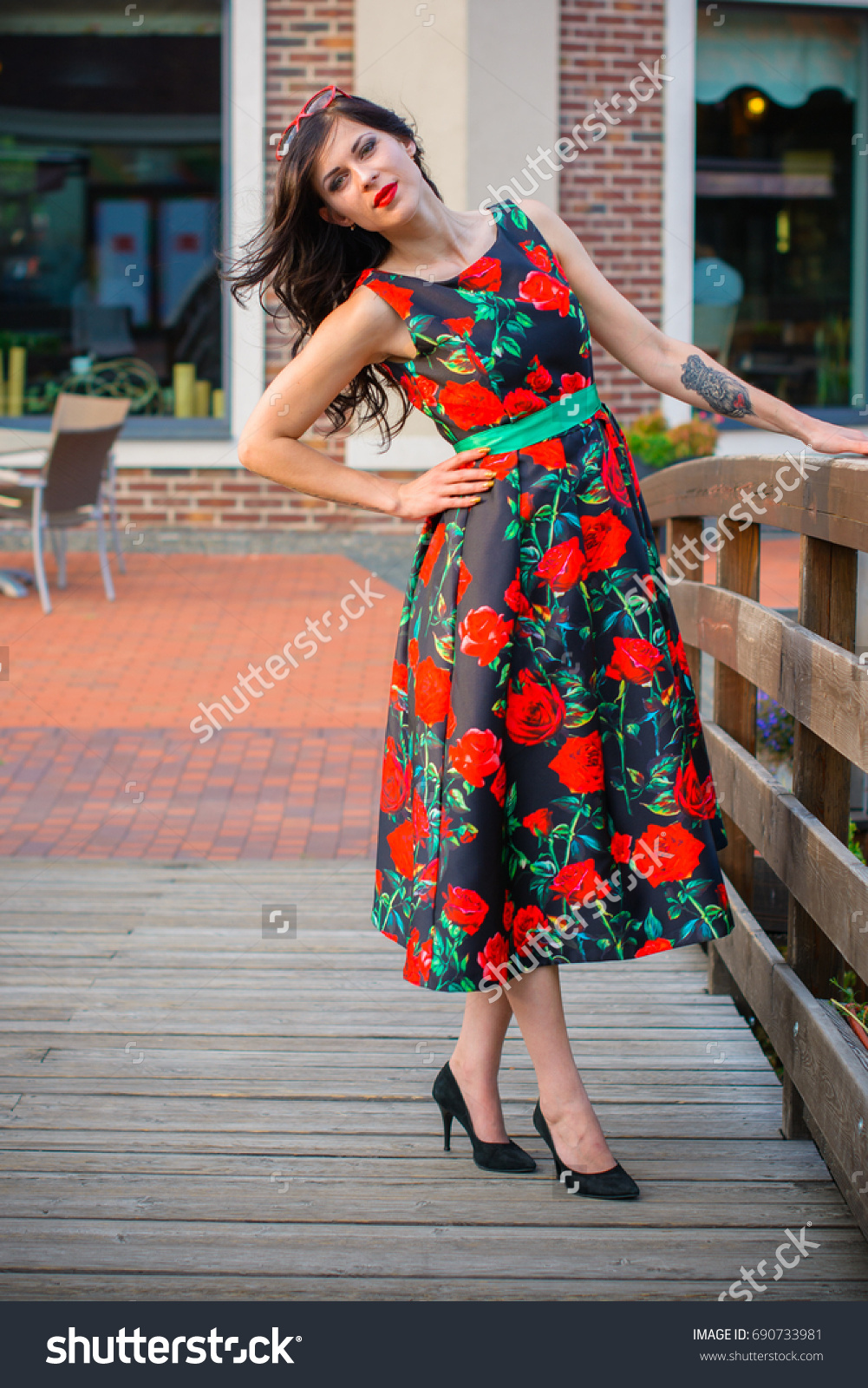 Wedding Corset dresses with bling, How to sweater wear boots with jeans Mad coat lab scientist pictures