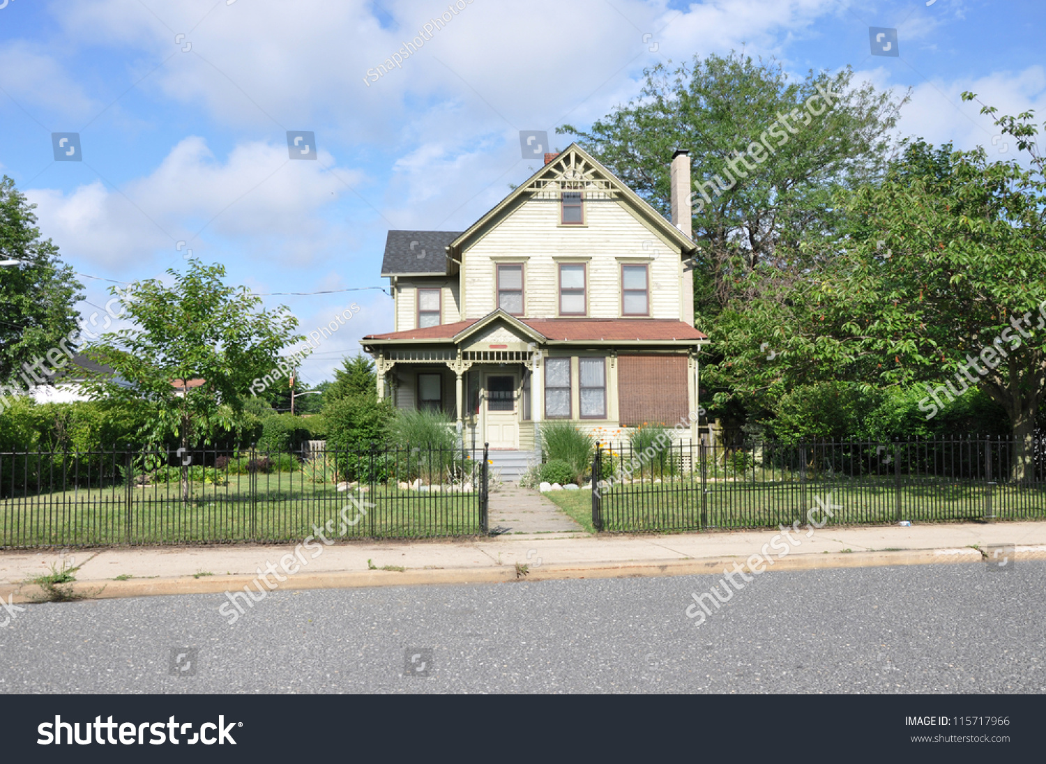 Suburban Victorian Home Residential Neighborhood Sunny Stock Photo ...