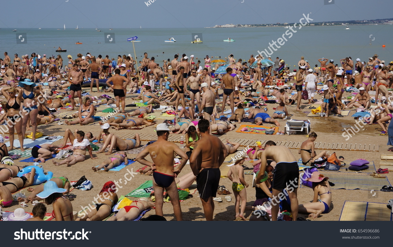 Wonderful man brought the woman to Gelendzhik Wonderful man brought the woman to Gelendzhik