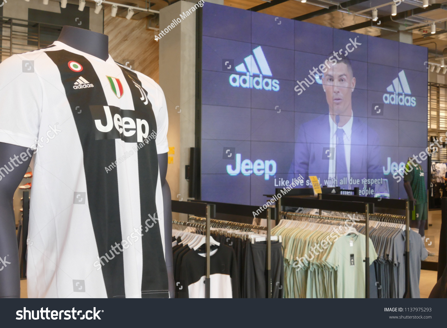 juventus store ronaldo