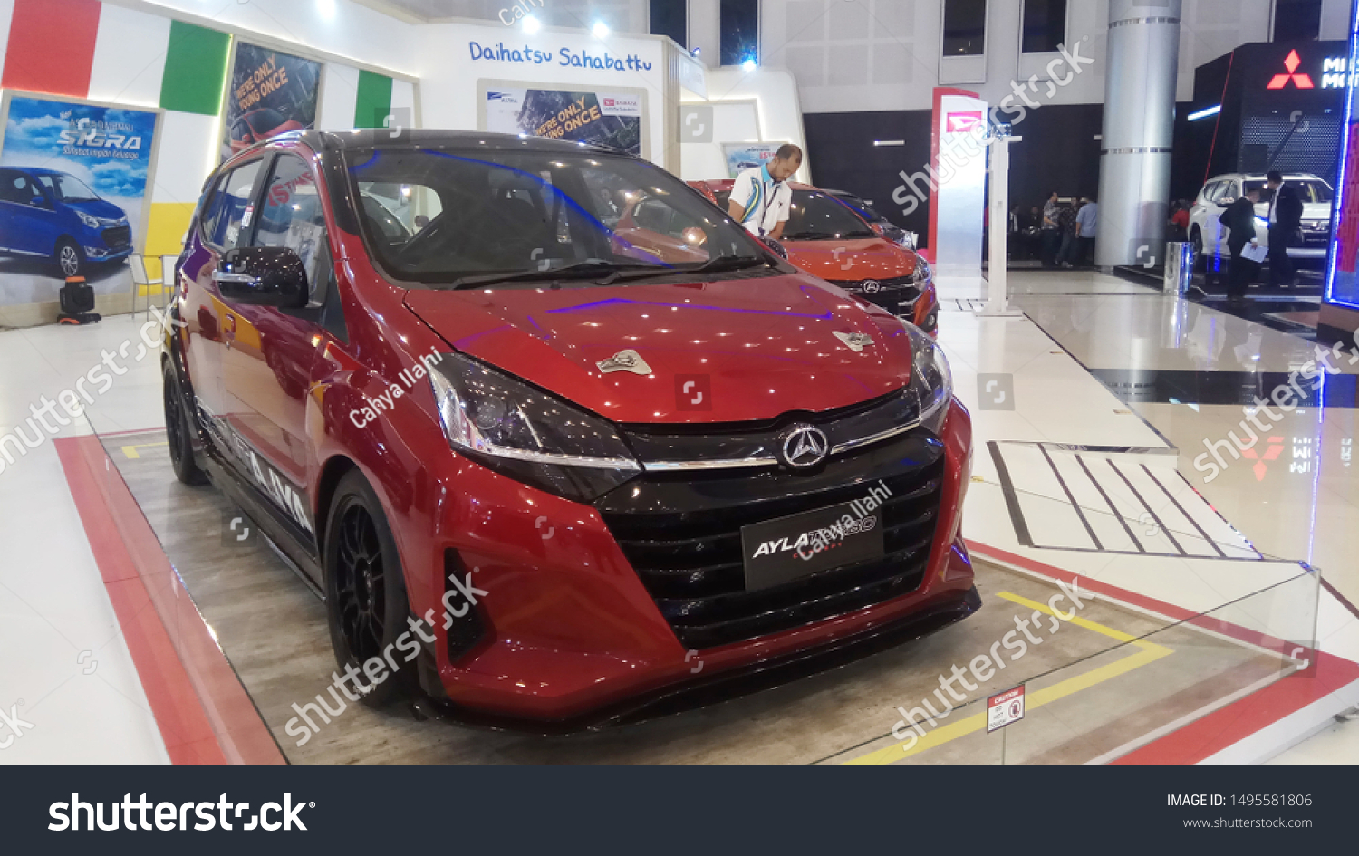 Surabaya Indonesia 2april2018 Daihatsu Ayla Turbo Stock Photo Edit Now 1495581806