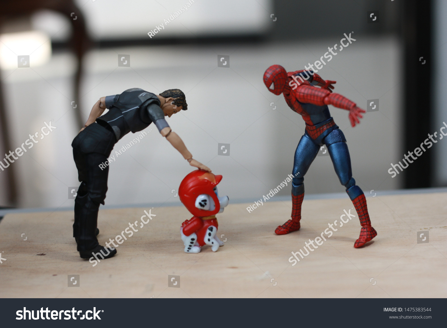 walking spiderman toy