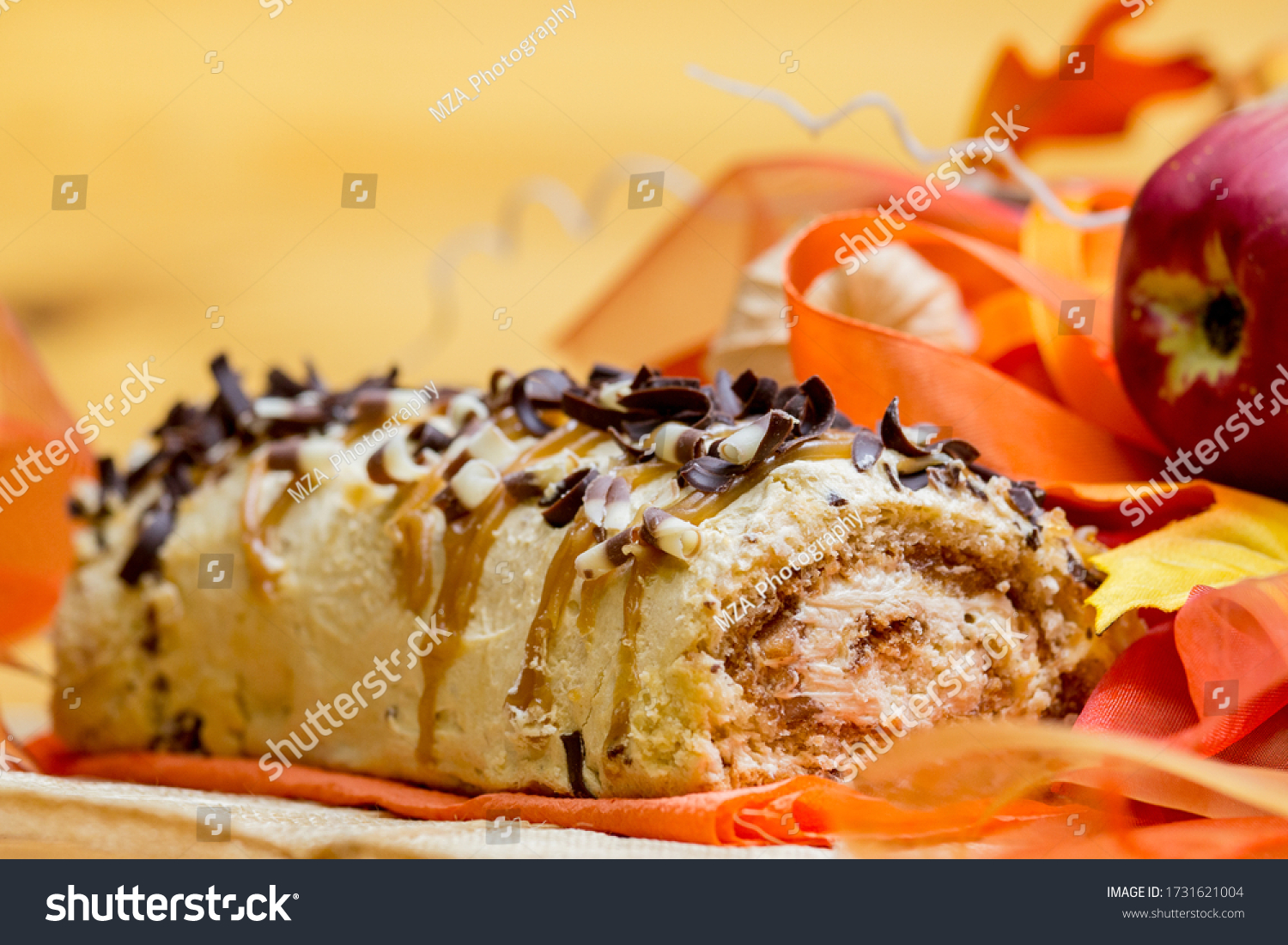 Roulette A La Roulette Au Caramel Photo De Stock Modifiable Roulette A La Roulette Au Caramel Photo De Stock Modifiable